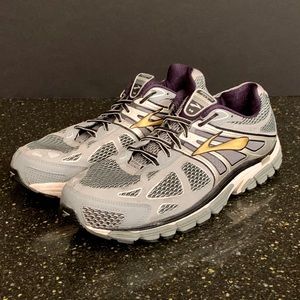 brooks beast 14 purple